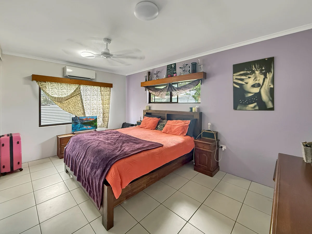 6 Haines Close, Mareeba QLD 4880 photo 4
