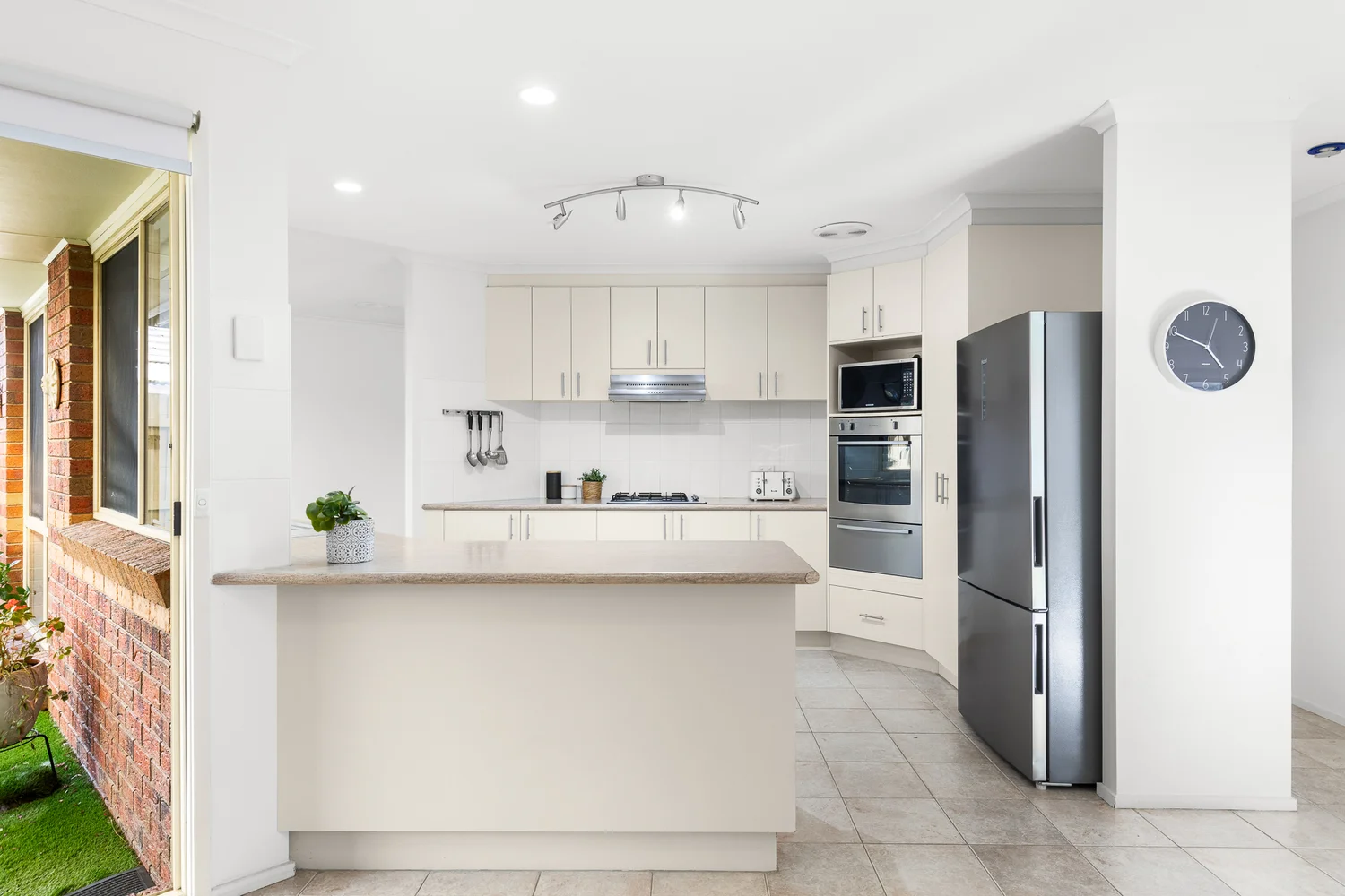 Additional image 6 of 18 Penzance Place, Sydenham VIC 3037
