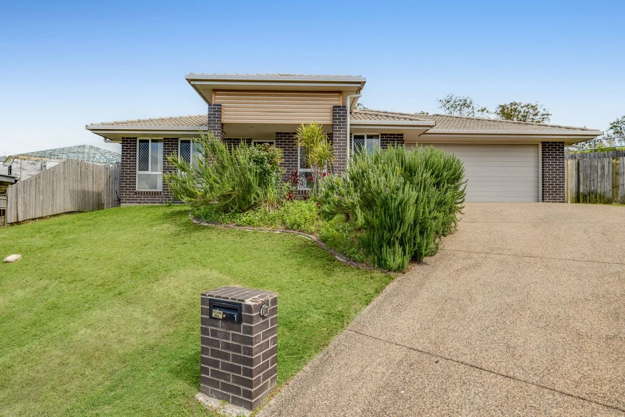 1 Madeleine Court, Glenvale QLD 4350