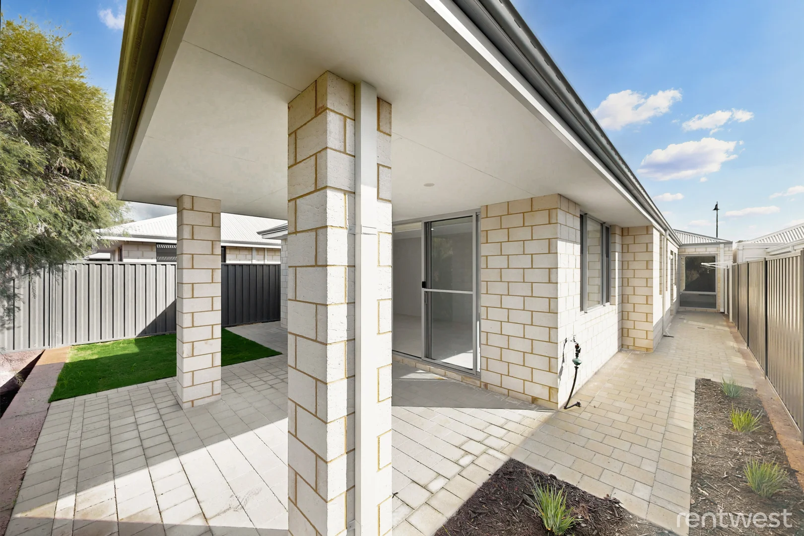 Additional image 15 of 7 Preston Grv, South Guildford WA 6055