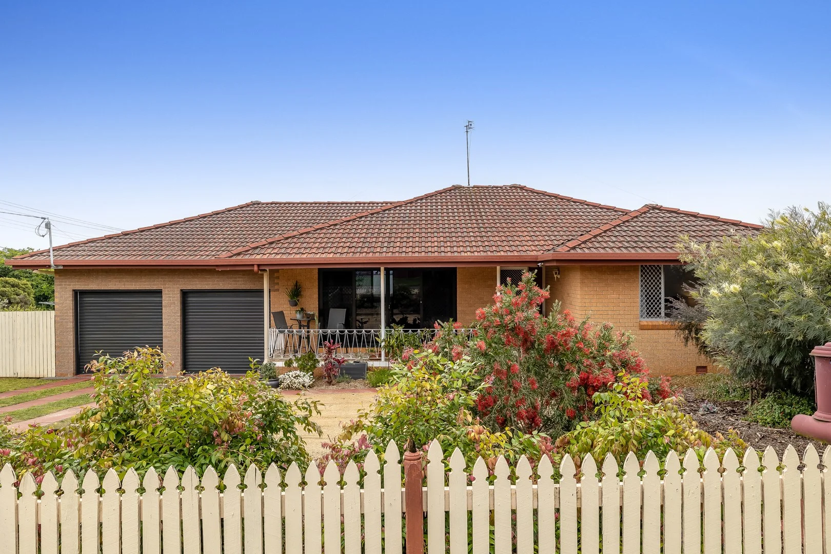 571 Greenwattle Street, Glenvale QLD 4350