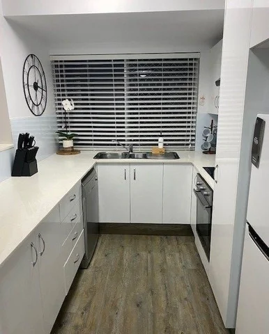 Additional image 5 of 2/10 Jubilee Avenue, Broadbeach QLD 4218