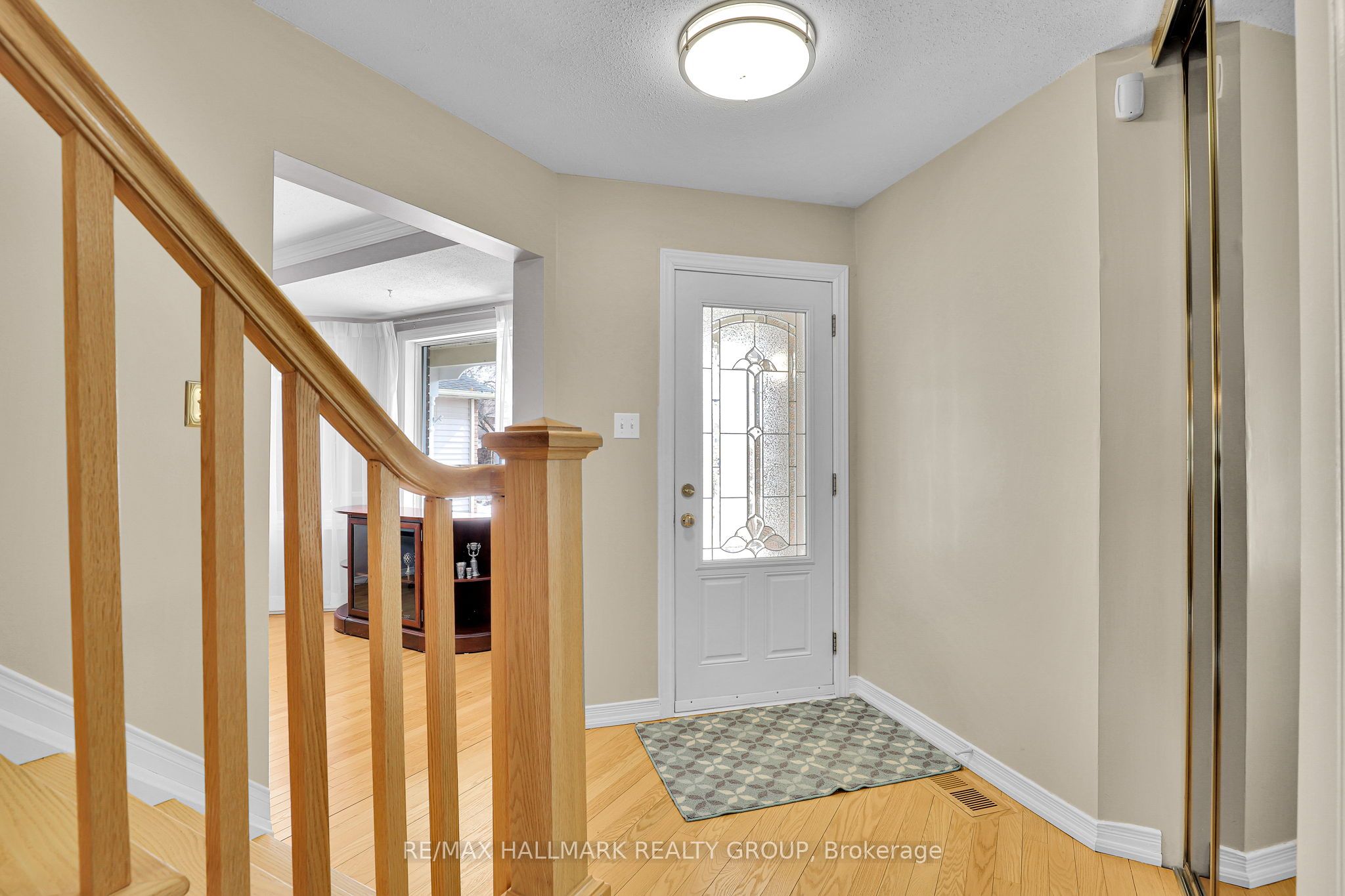 Additional image 3 of 1589 Champneuf Drive, Ottawa, ON, K1C 6B6
