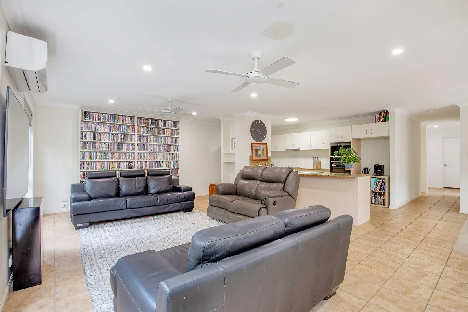 Additional image 3 of 79 Tee Trees Boulevard, Arundel QLD 4214