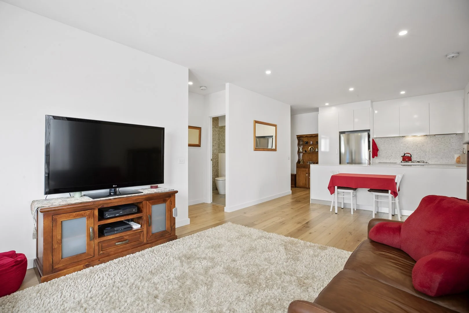 402/404 Burwood Highway, Wantirna South VIC 3152