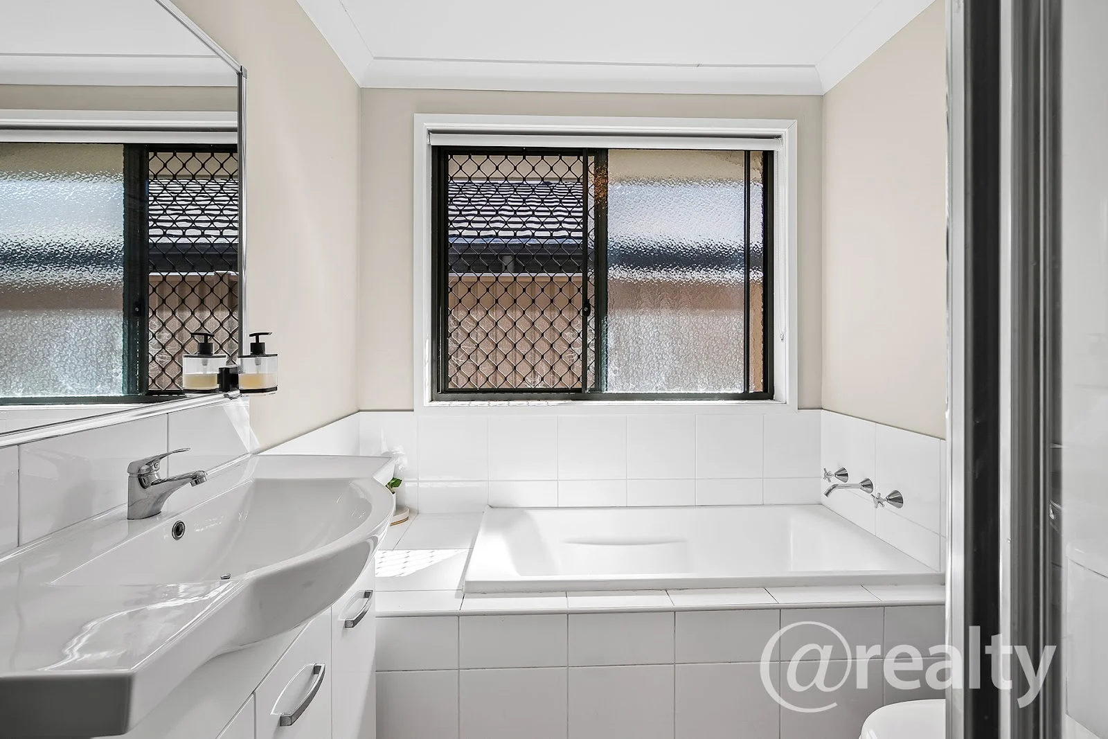 Additional image 11 of 186 Greenwood Parkway, Jordan Springs NSW 2747