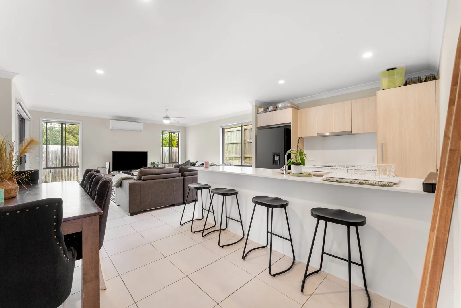 Additional image 3 of 32 Riverlily Crescent, Bellbird Park QLD 4300