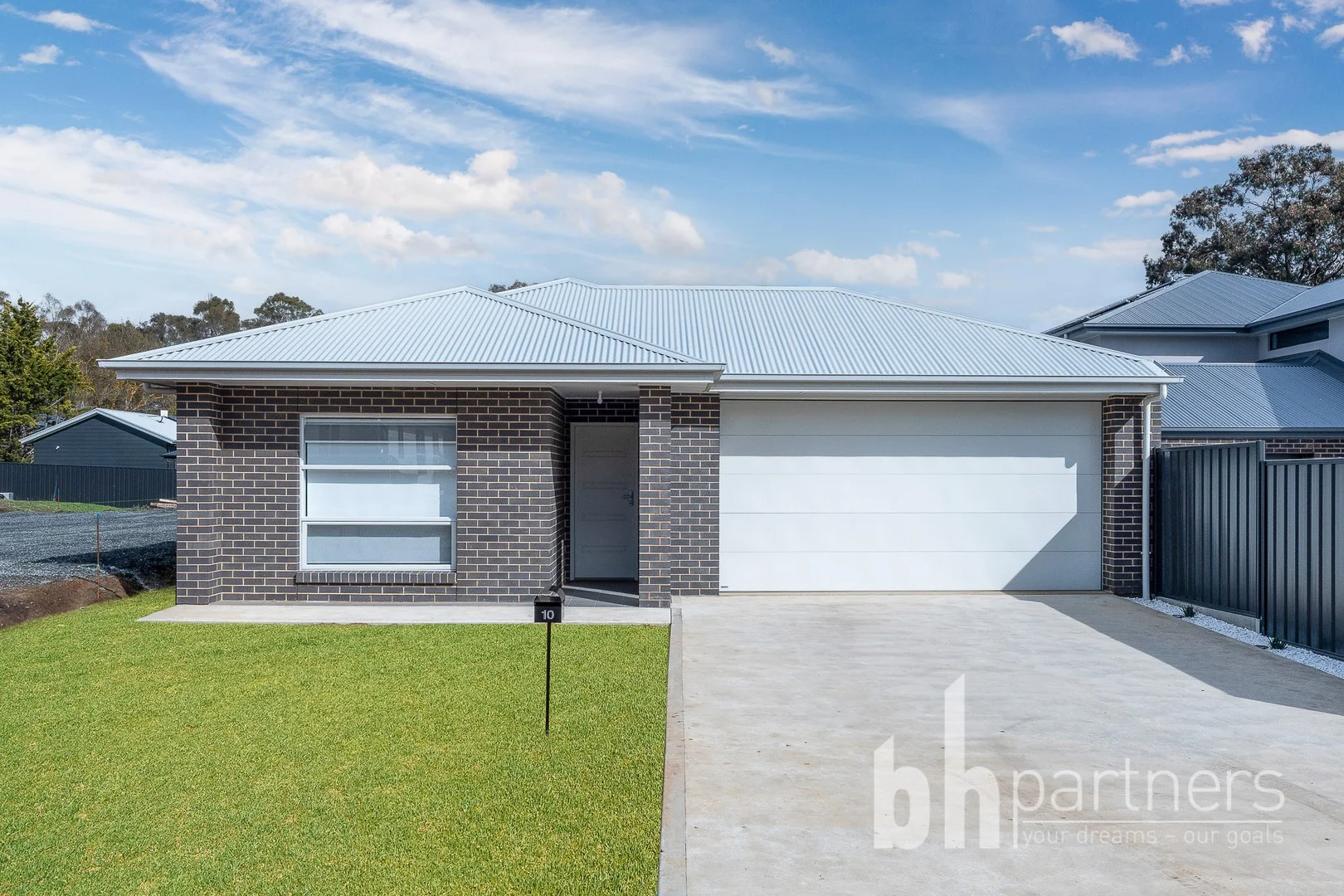 10 Murdoch Close, Woodside SA 5244