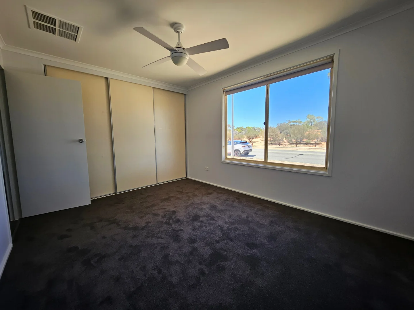 Additional image 13 of 23 Pioneer Dr, Roxby Downs SA 5725