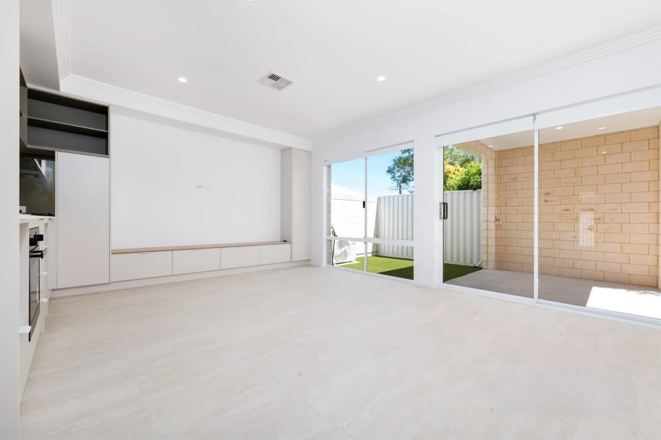 Additional image 2 of 2/6 Ashbourne Way, Hamilton Hill WA 6163