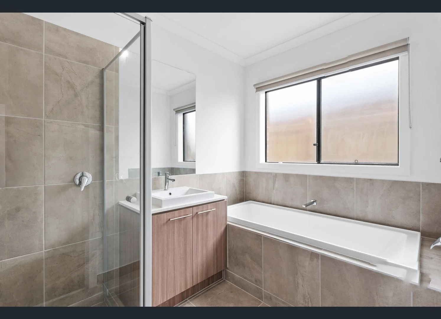 Additional image 12 of 6 Tyrian Drive, Clyde VIC 3978