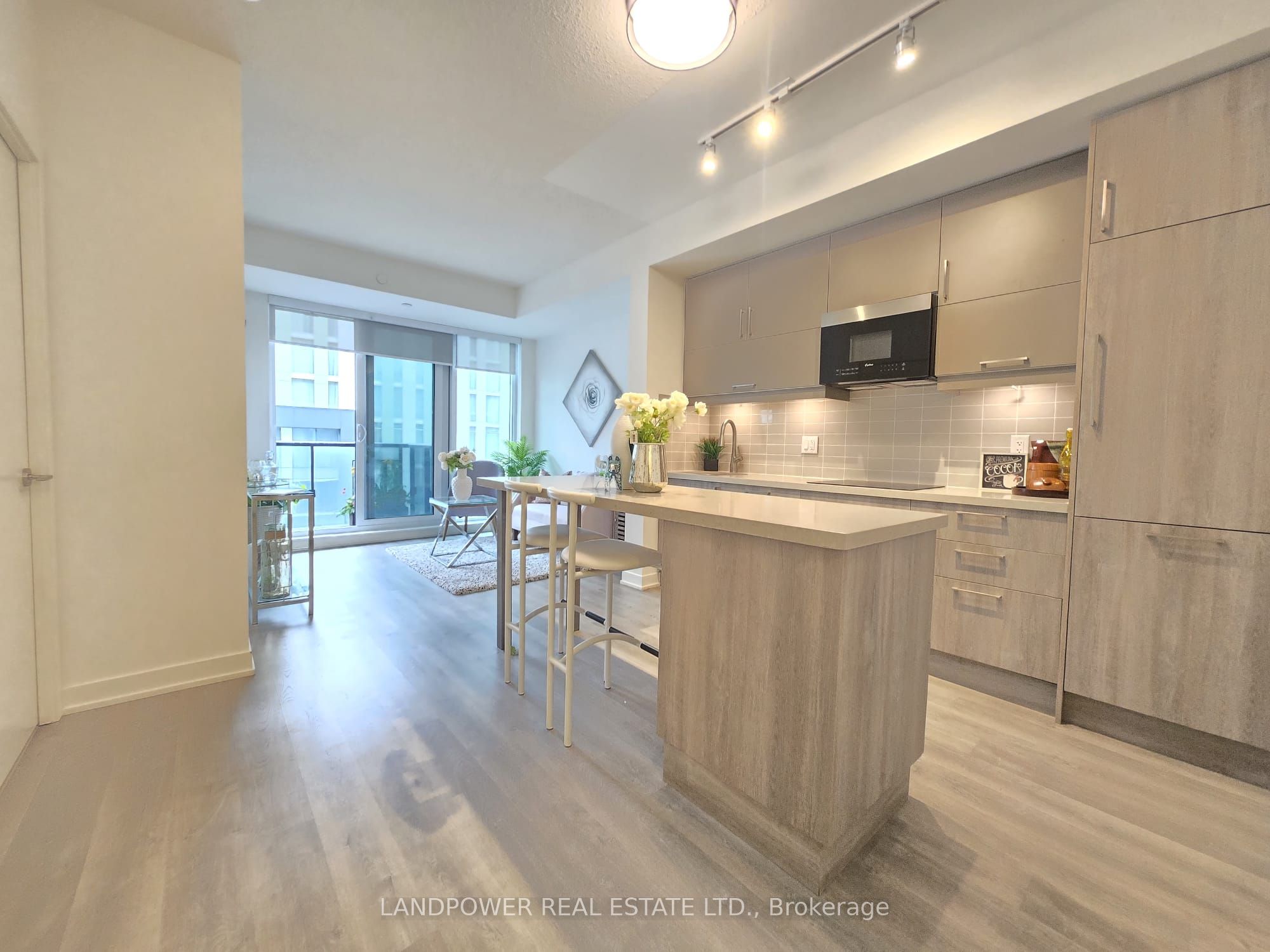614-8119 Birchmount Road, Markham, ON, L6G 0H5