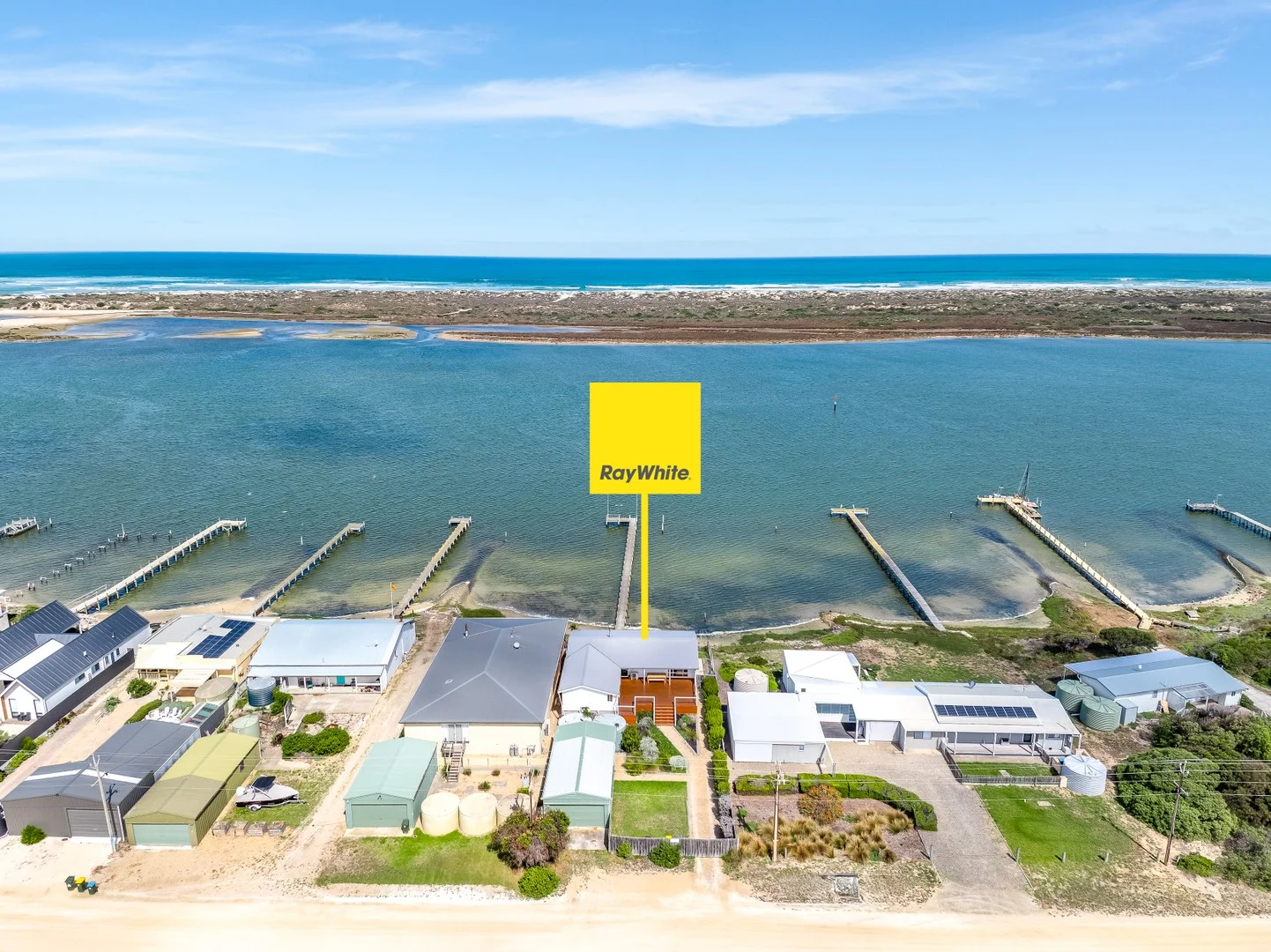 Additional image 3 of 35 GOOLWA CHANNEL DRIVE, Hindmarsh Island SA 5214