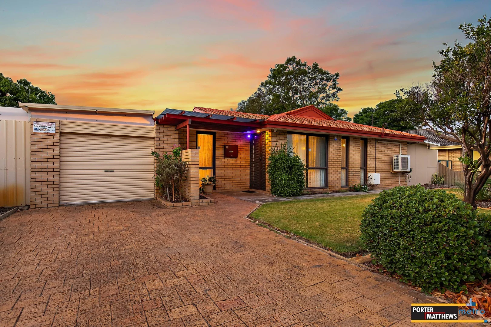 212 Bickley Rd, Beckenham WA 6107