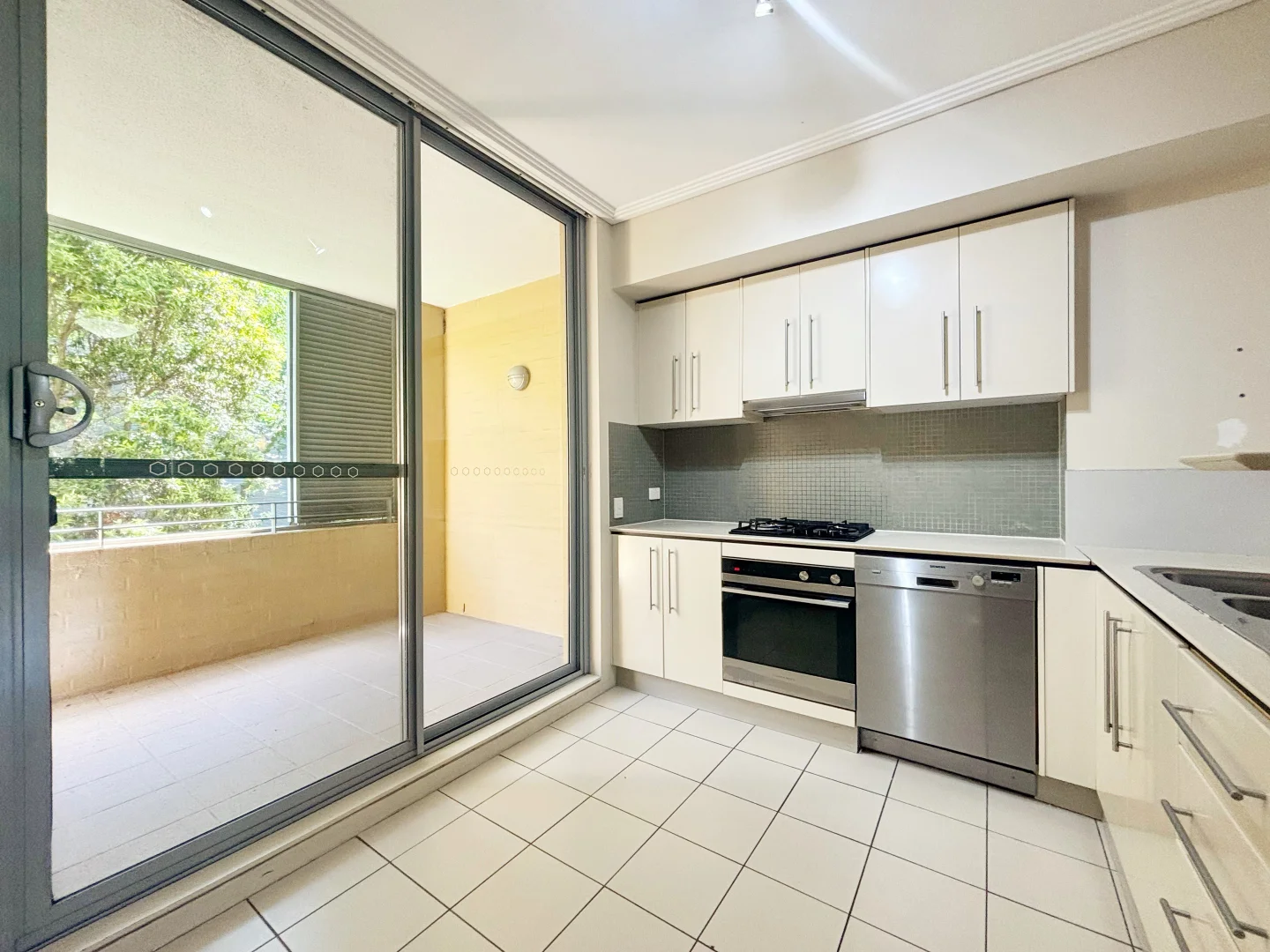 Additional image 8 of lv2/3 The Piazza, Wentworth Point NSW 2127