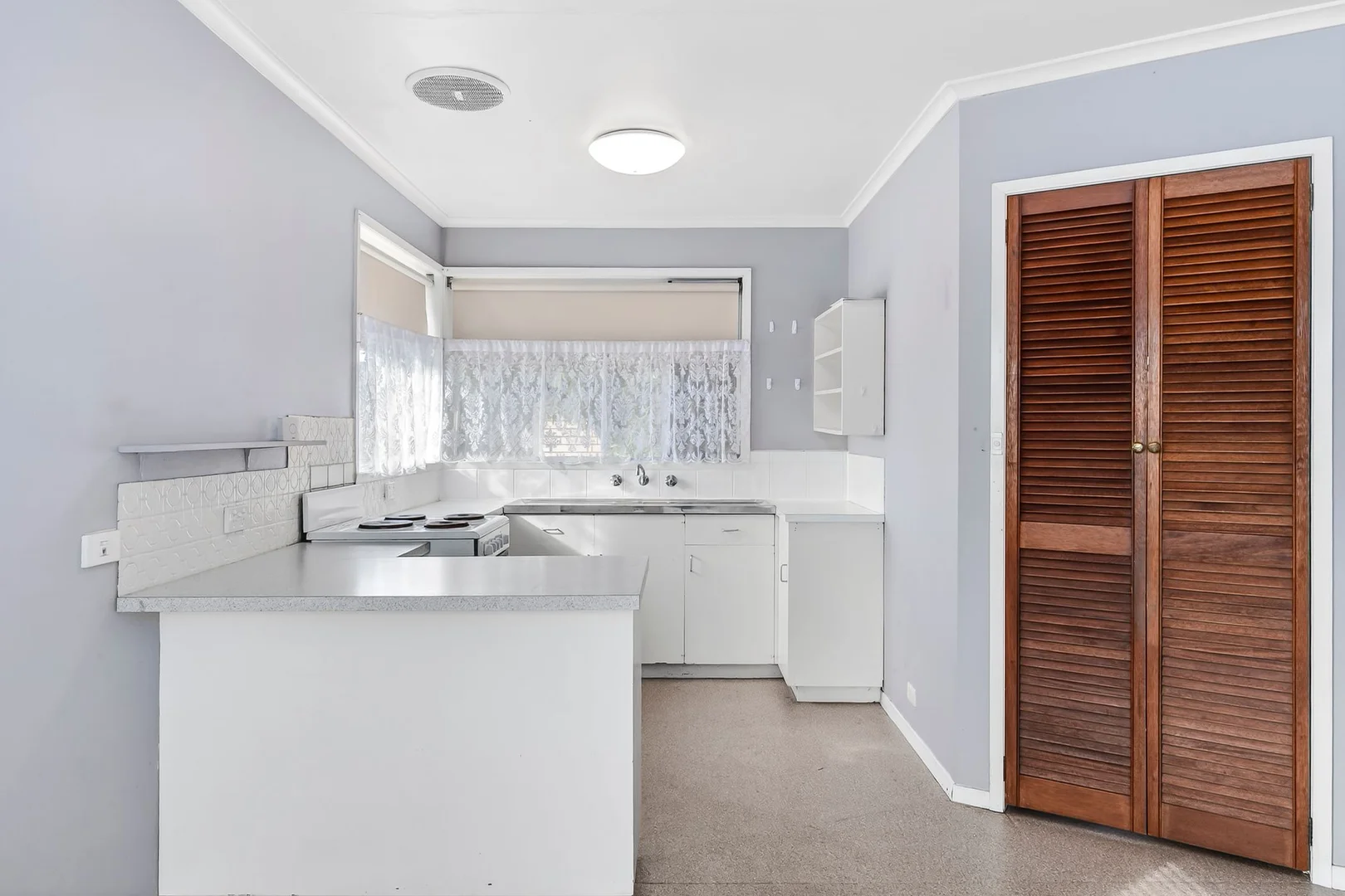 Additional image 3 of 2/9 Elliott Avenue, Highton VIC 3216