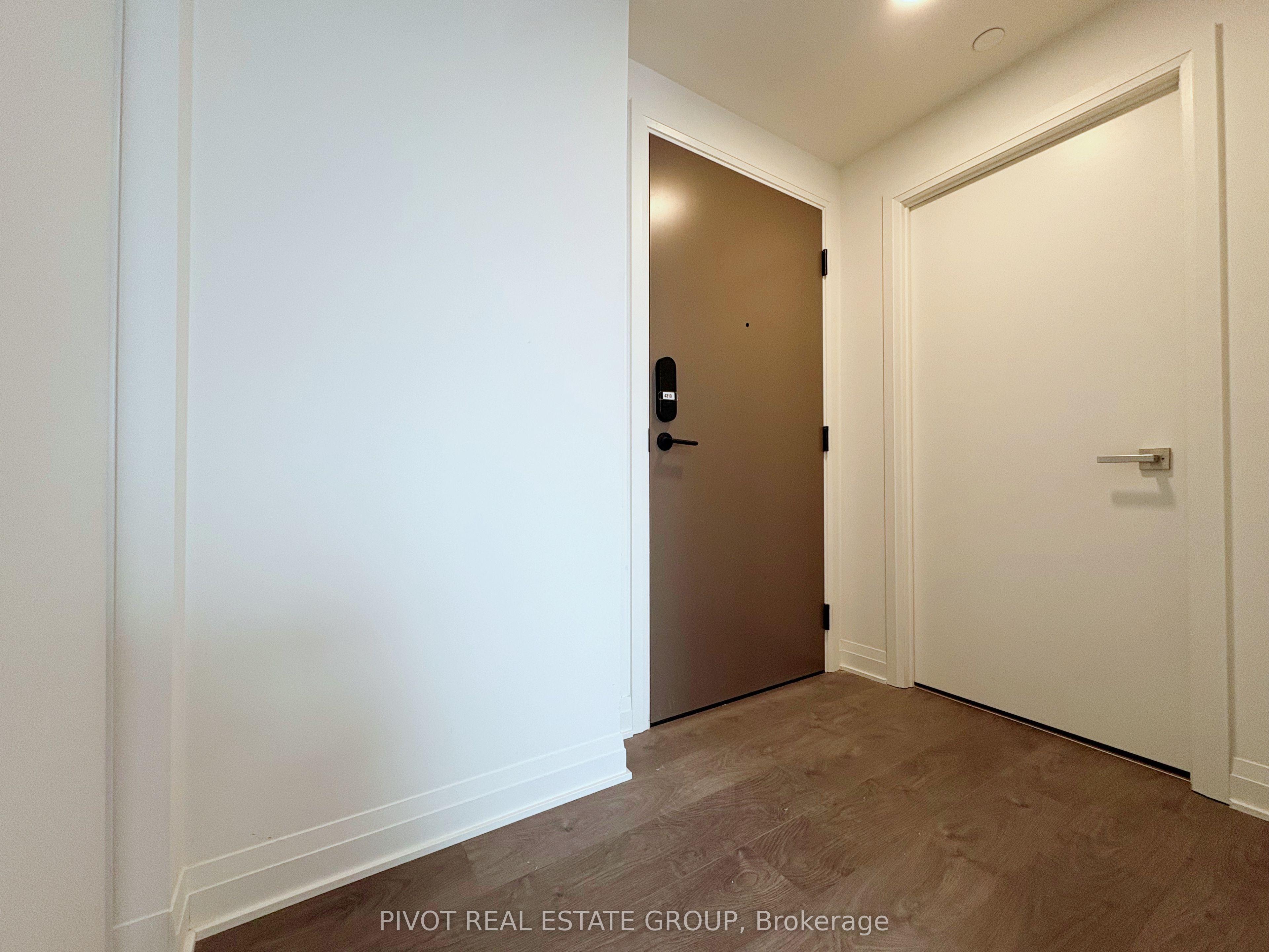 4310-4015 The Exchange N/a, Mississauga, ON, L5B 0N9