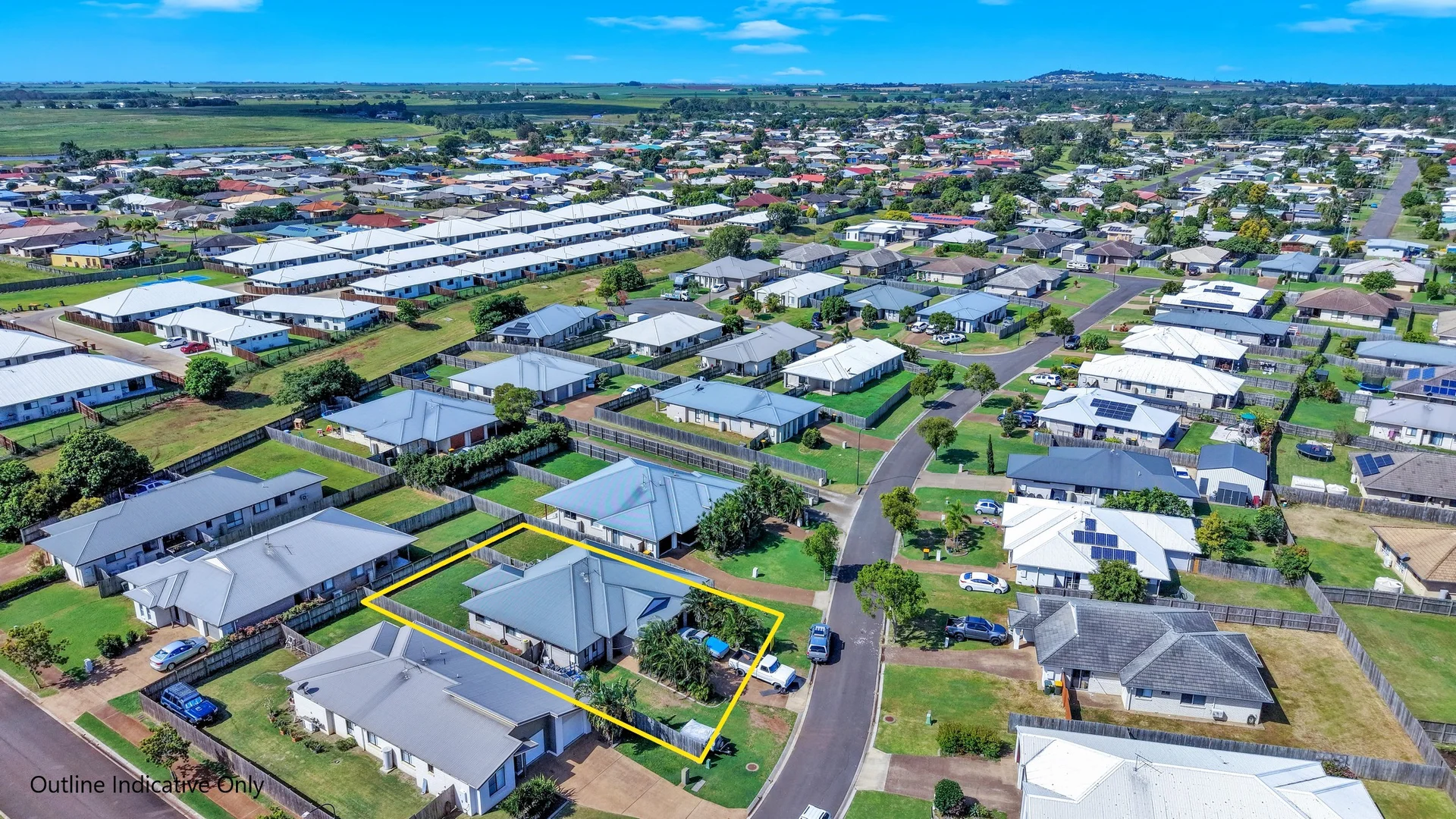 16 Alison Drive, Kalkie QLD 4670 photo 2