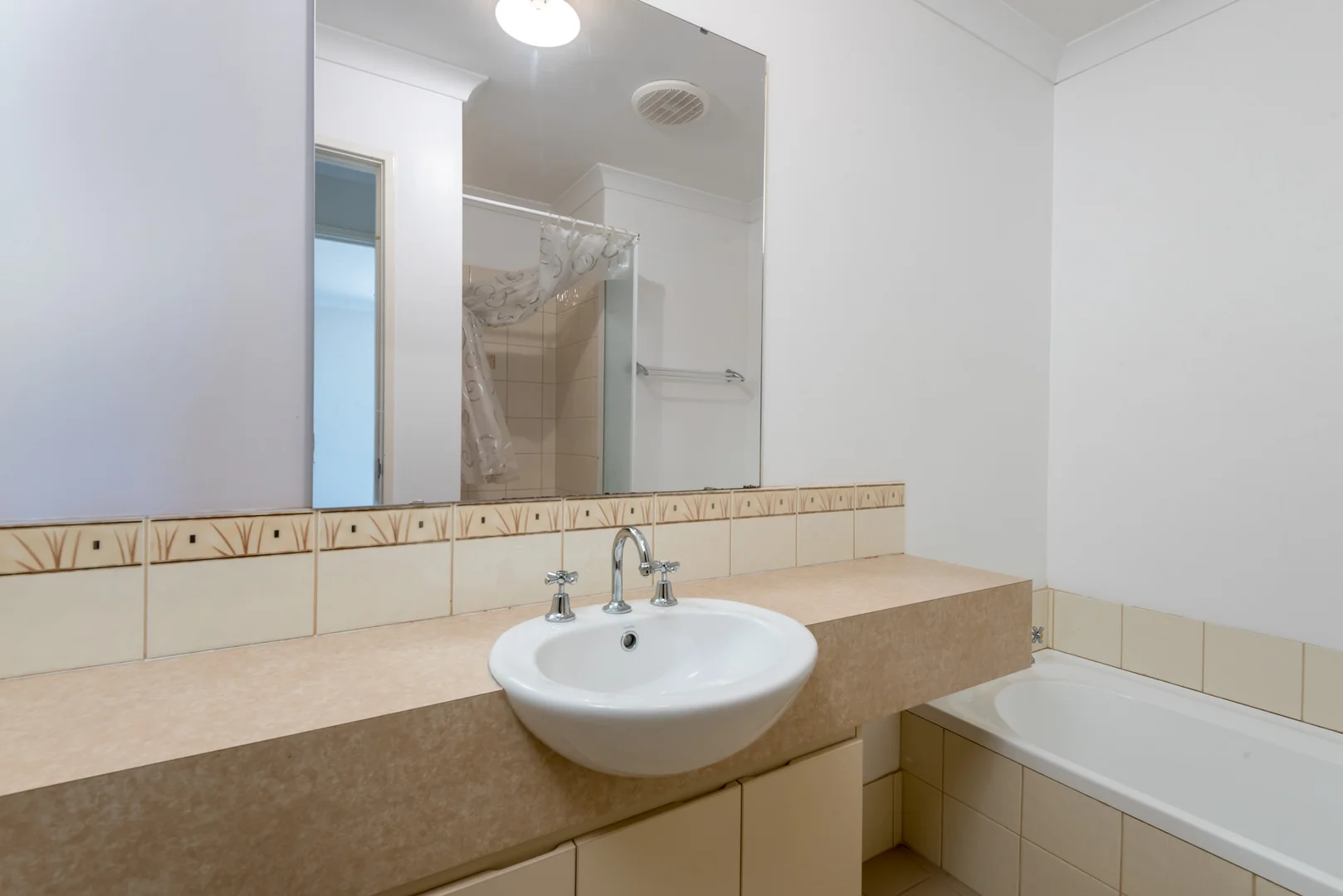 Additional image 11 of 54 Pearl Road, Cloverdale WA 6105