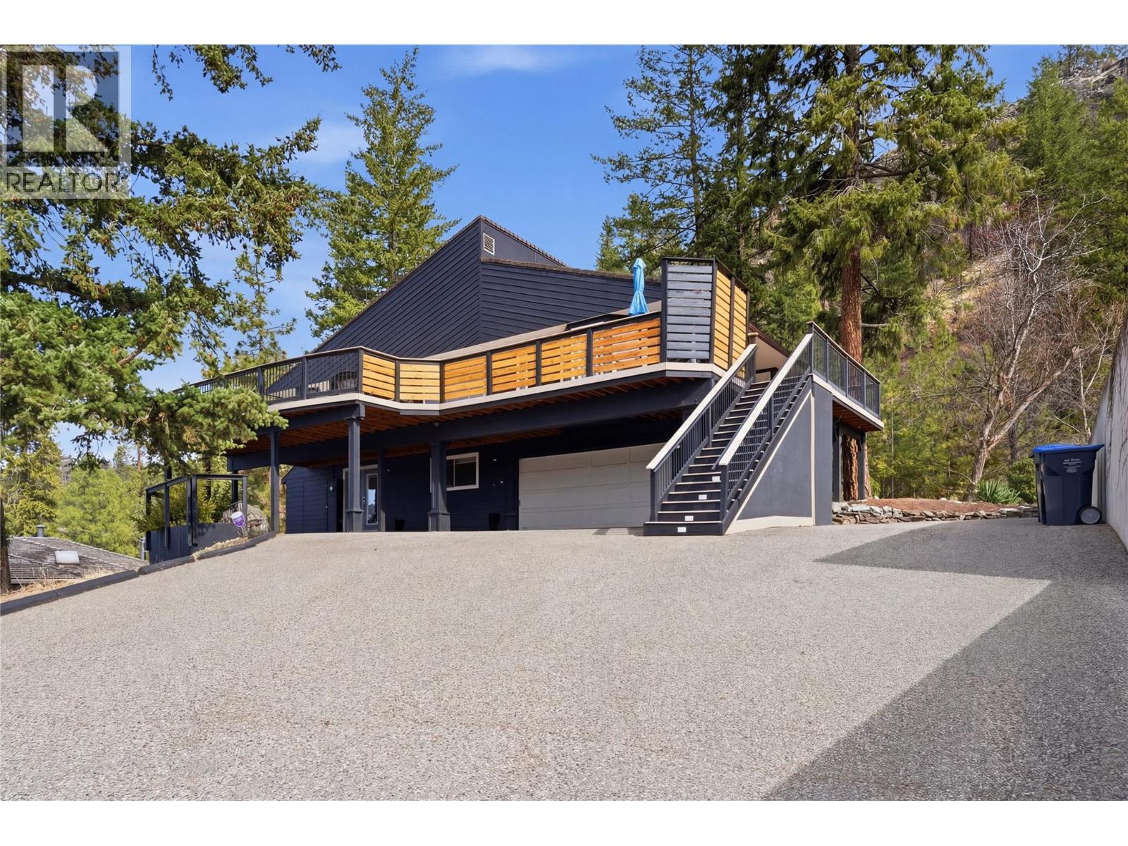 Additional image 2 of 1130 Lynn Court, Kelowna, BC, V1V1H1