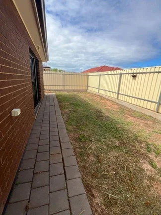 Additional image 13 of 27 Phillips Street, Whyalla Stuart SA 5608