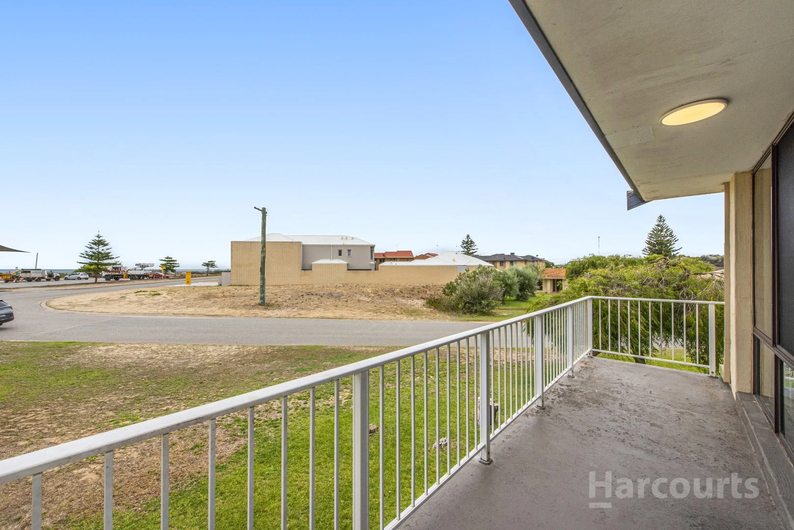 2/133 Ormsby Terrace, Silver Sands WA 6210