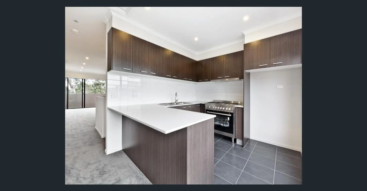 10 Gorman Drive, Mill Park VIC 3082