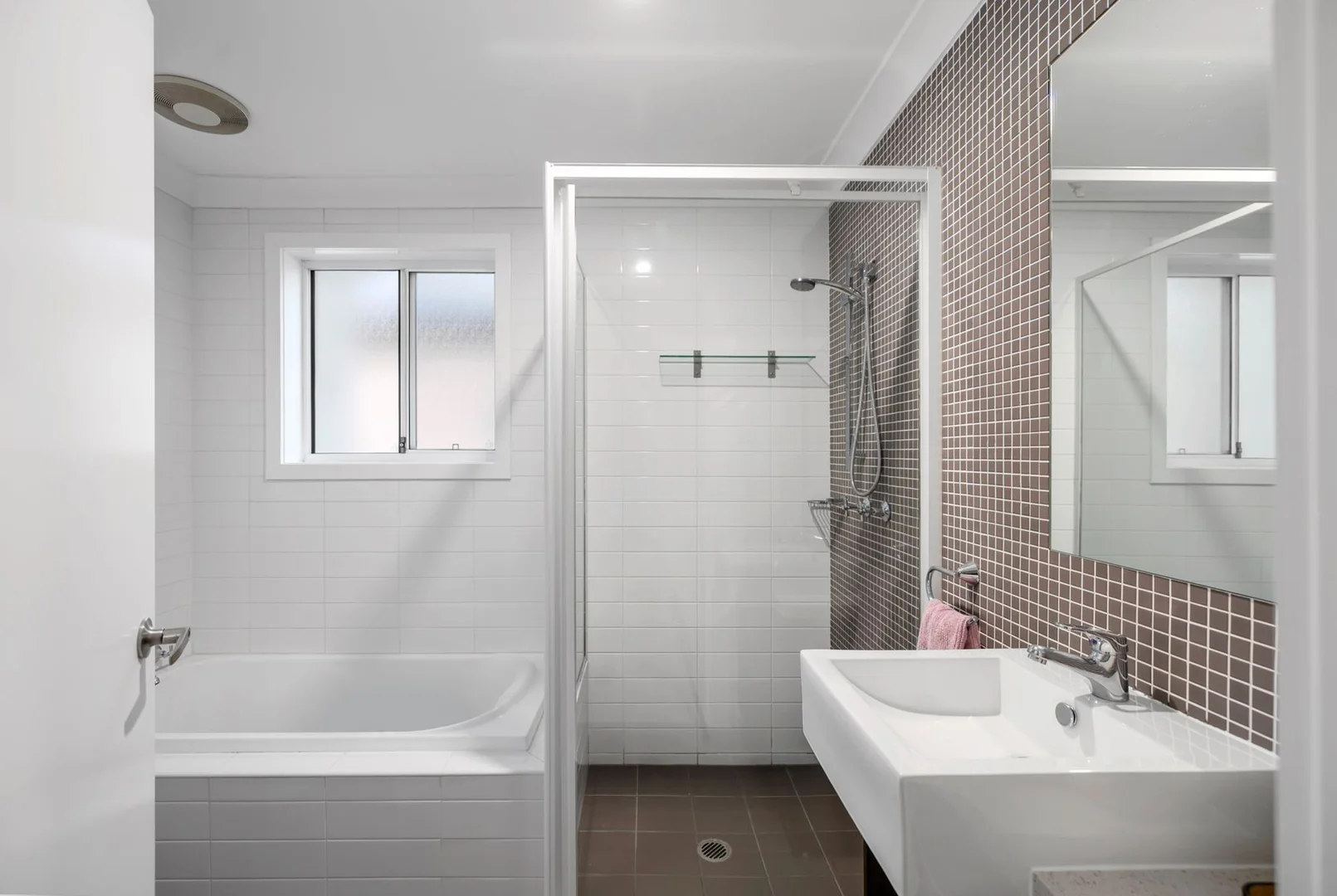 Additional image 9 of 17 Valmay Avenue, Picnic Point NSW 2213