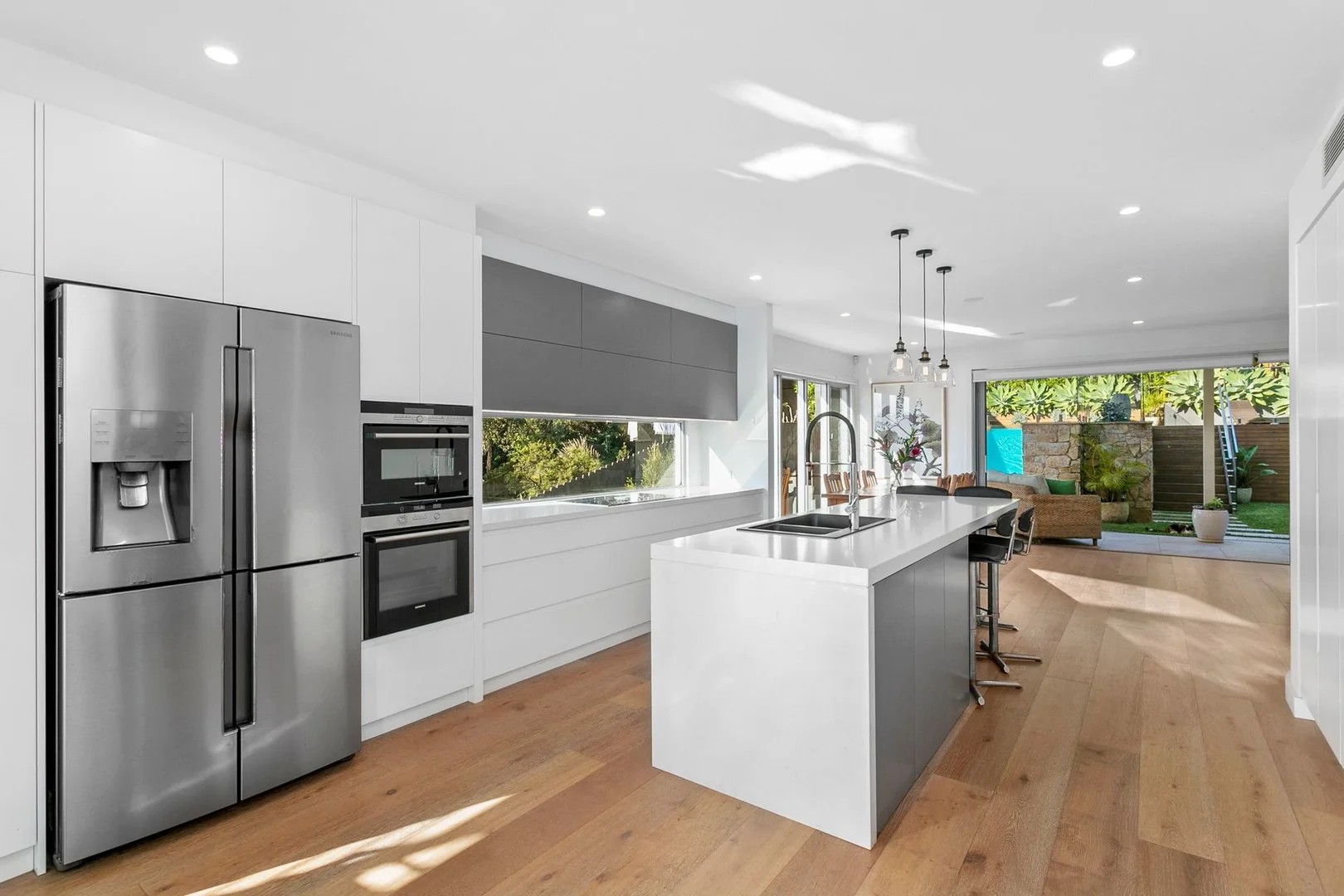 Additional image 2 of 15 Cooksey Avenue, Freshwater NSW 2096