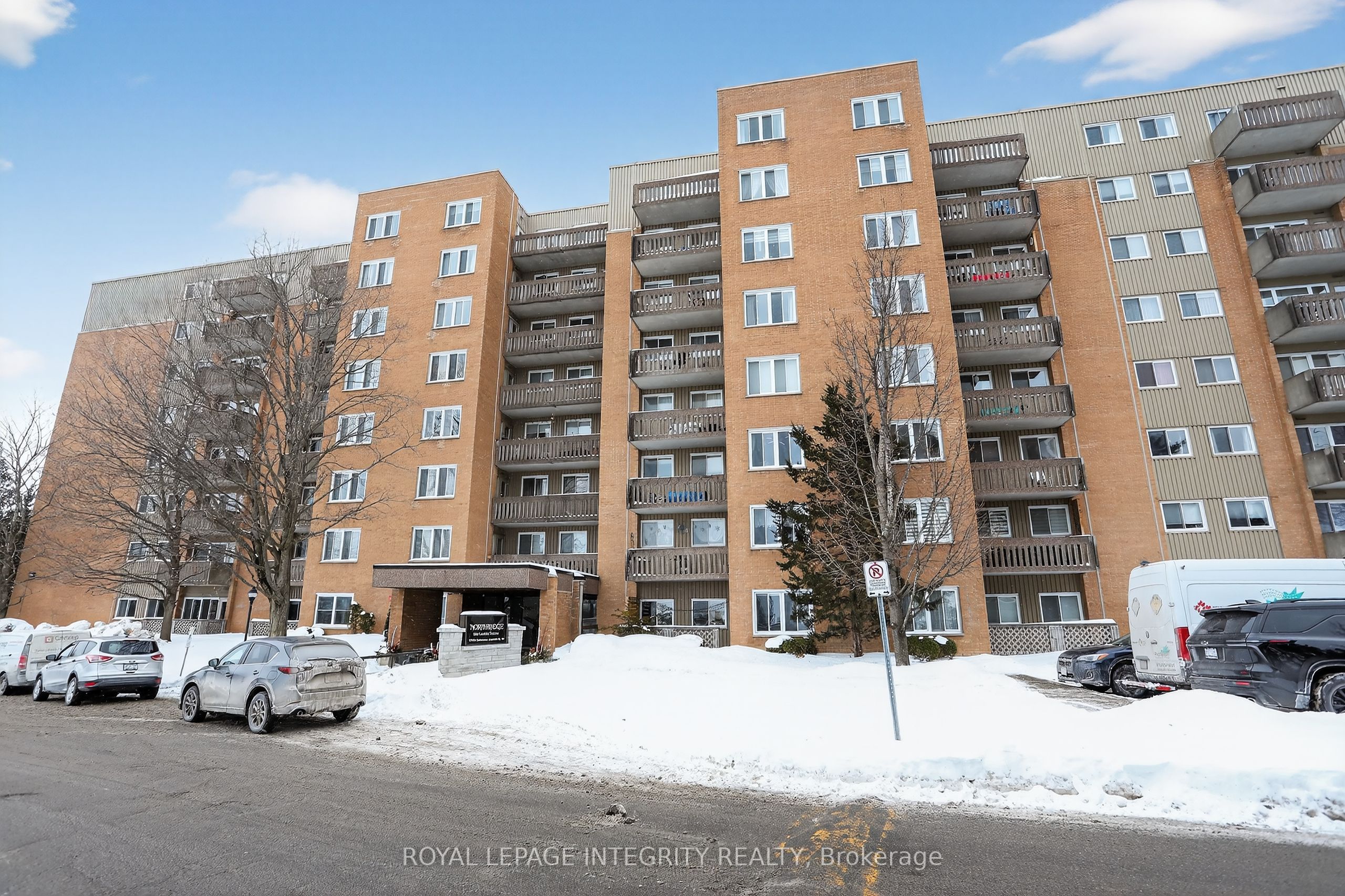 605-1599 Lassiter Terrace, Ottawa, ON, K1J 8R6