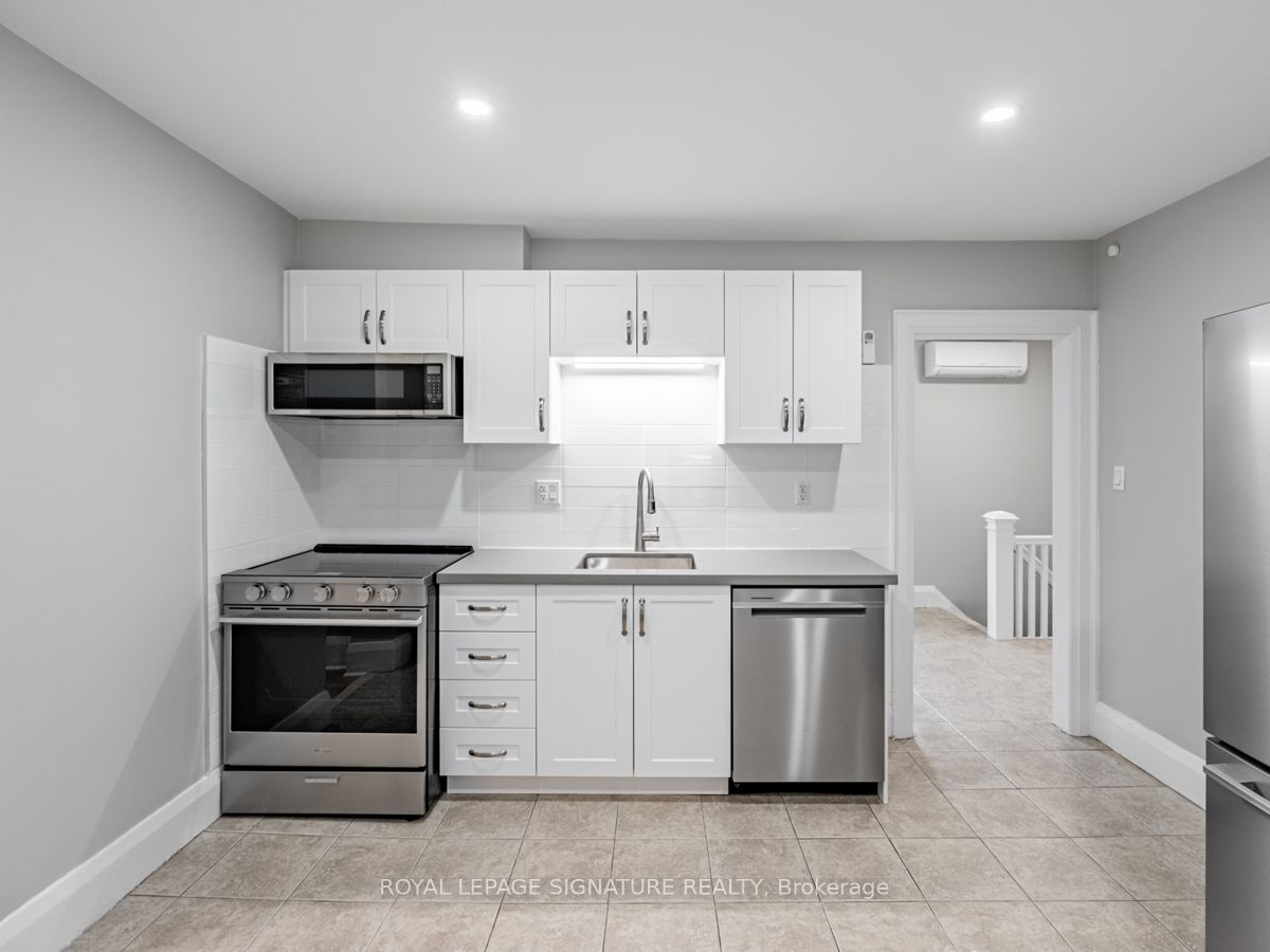 Additional image 6 of Upper-229 Winona Drive, Toronto, ON, M6C 3S4