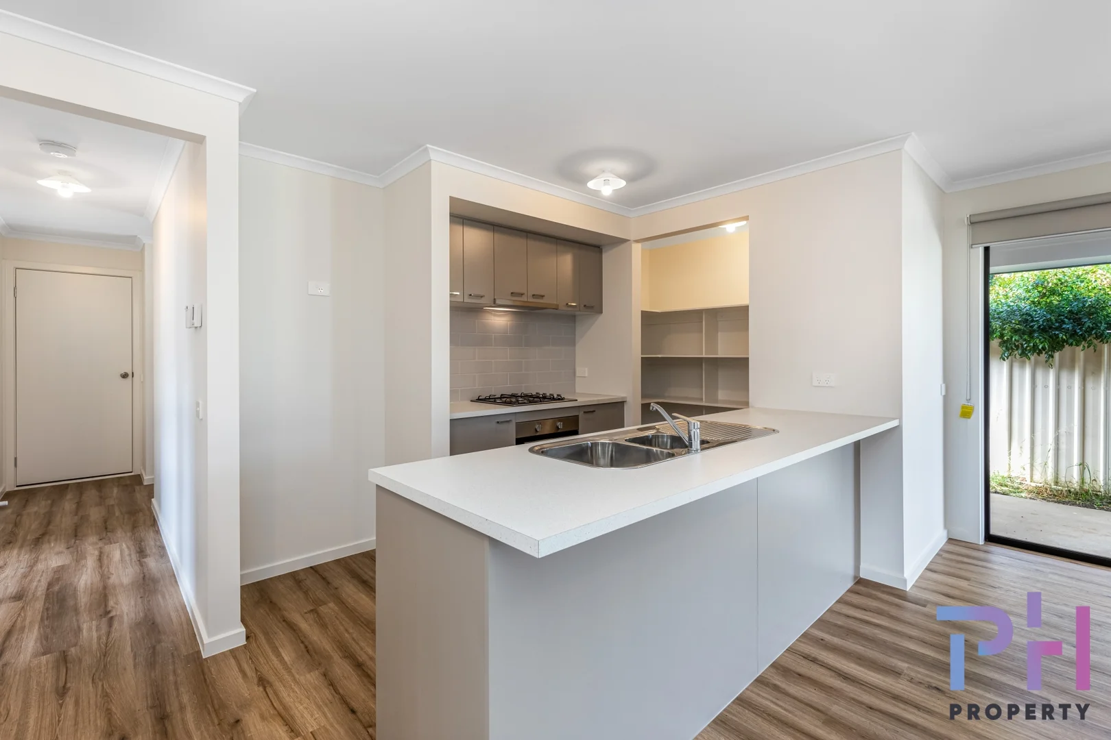Additional image 2 of 1/76 Taylor Street, Ascot VIC 3551
