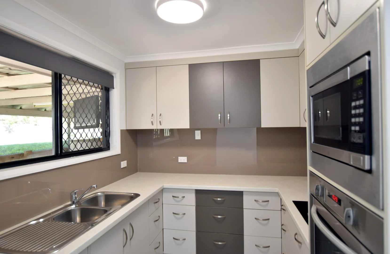 Additional image 3 of 5 Carinya Drive, Clinton QLD 4680