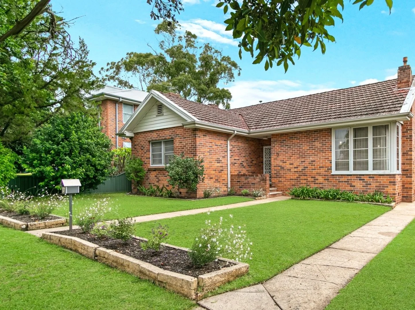 17 Hornseywood Avenue, Penrith NSW 2750