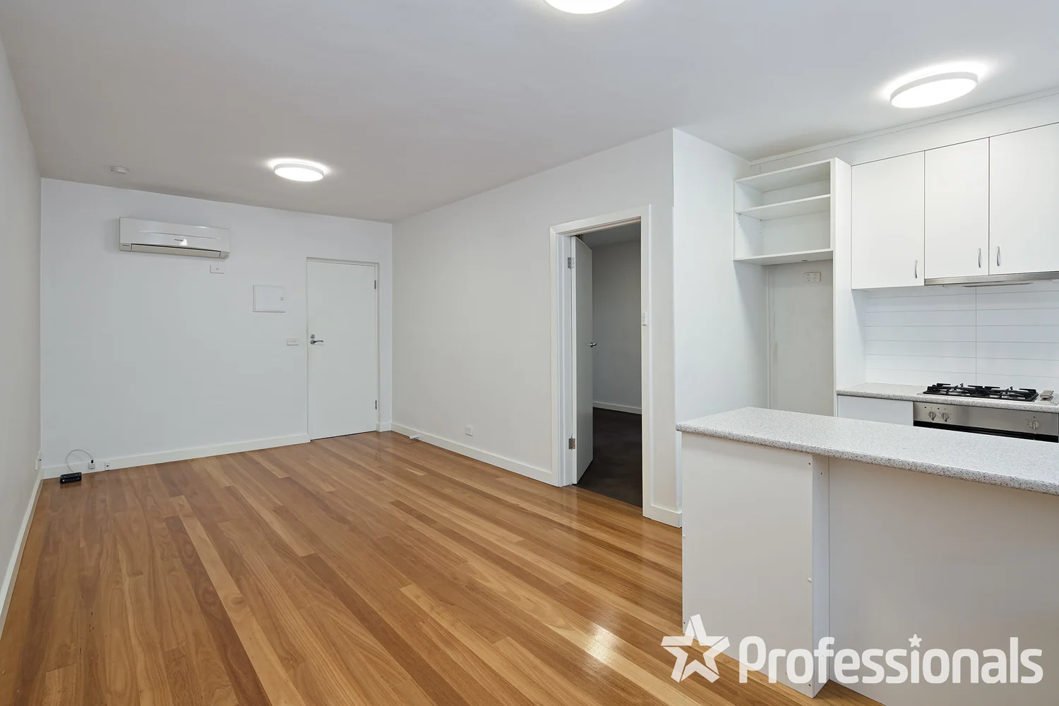 Additional image 4 of 2/4 Burnett Street, St Kilda VIC 3182