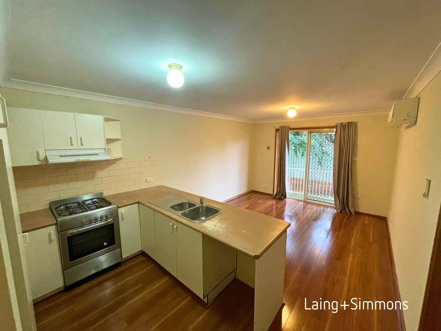 7/14 Methven St, Mount Druitt NSW 2770 photo 2