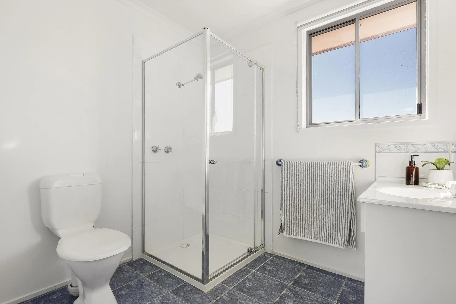 Additional image 12 of 28 Luton Way, Bundoora VIC 3083