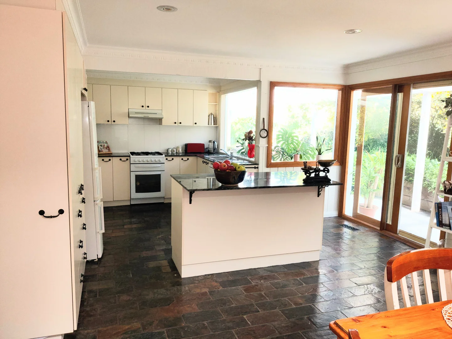 Additional image 3 of 25 Mulgra Street, Frankston South VIC 3199