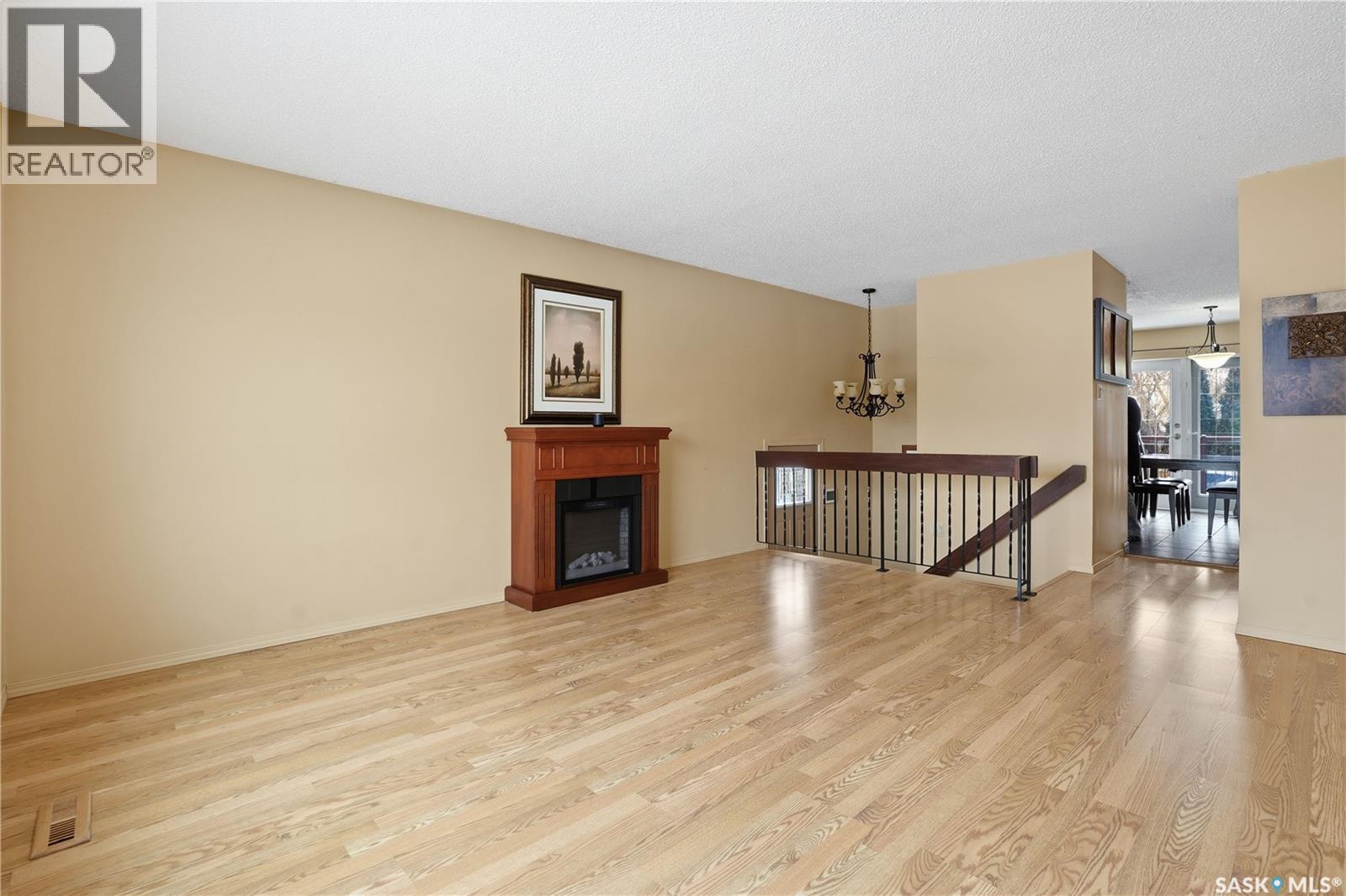 Additional image 5 of 6914 Cunningham Drive, Regina, SK, S4X3V6