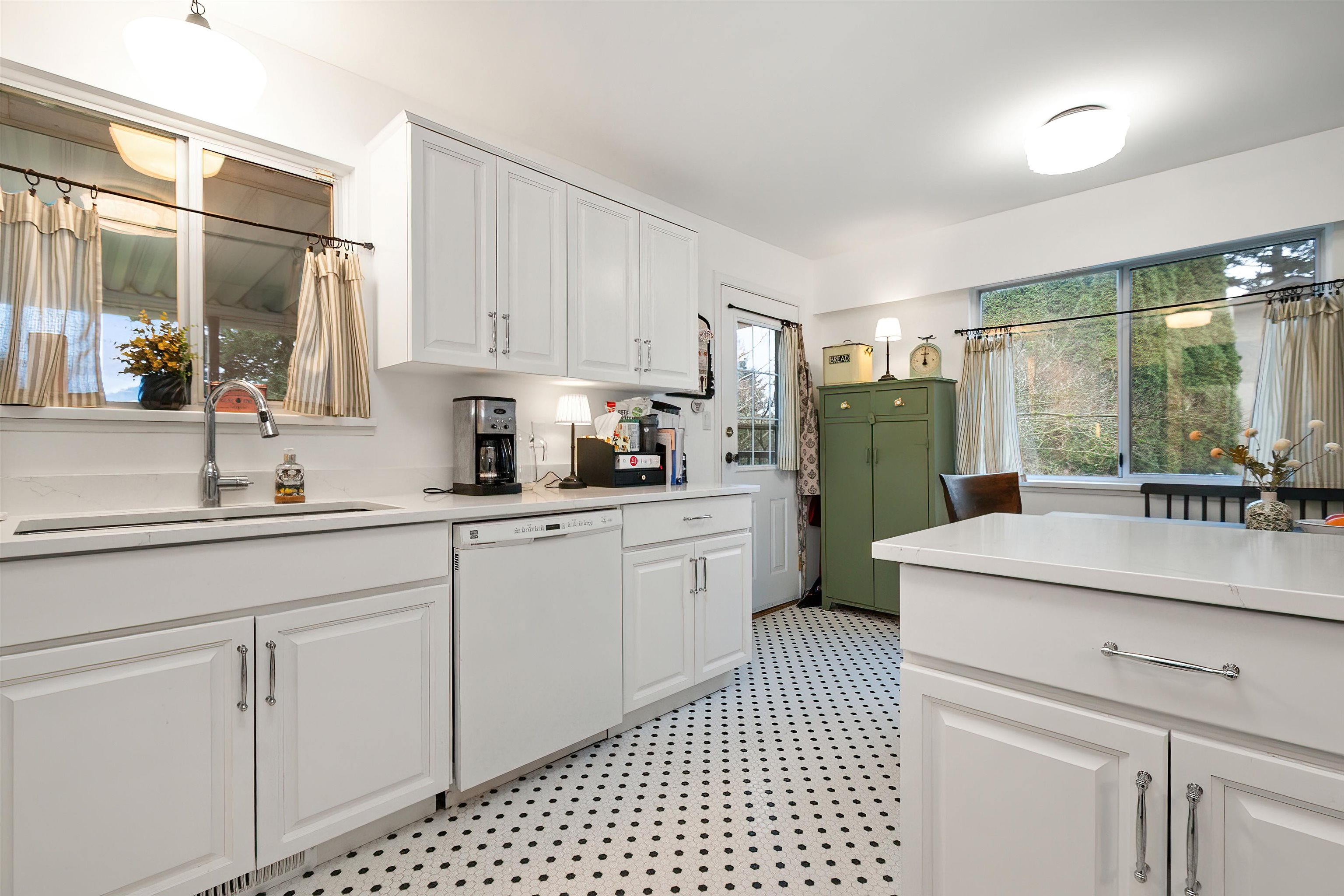 Additional image 4 of 5896 Carter Road, Chilliwack, BC, V2R 3J8