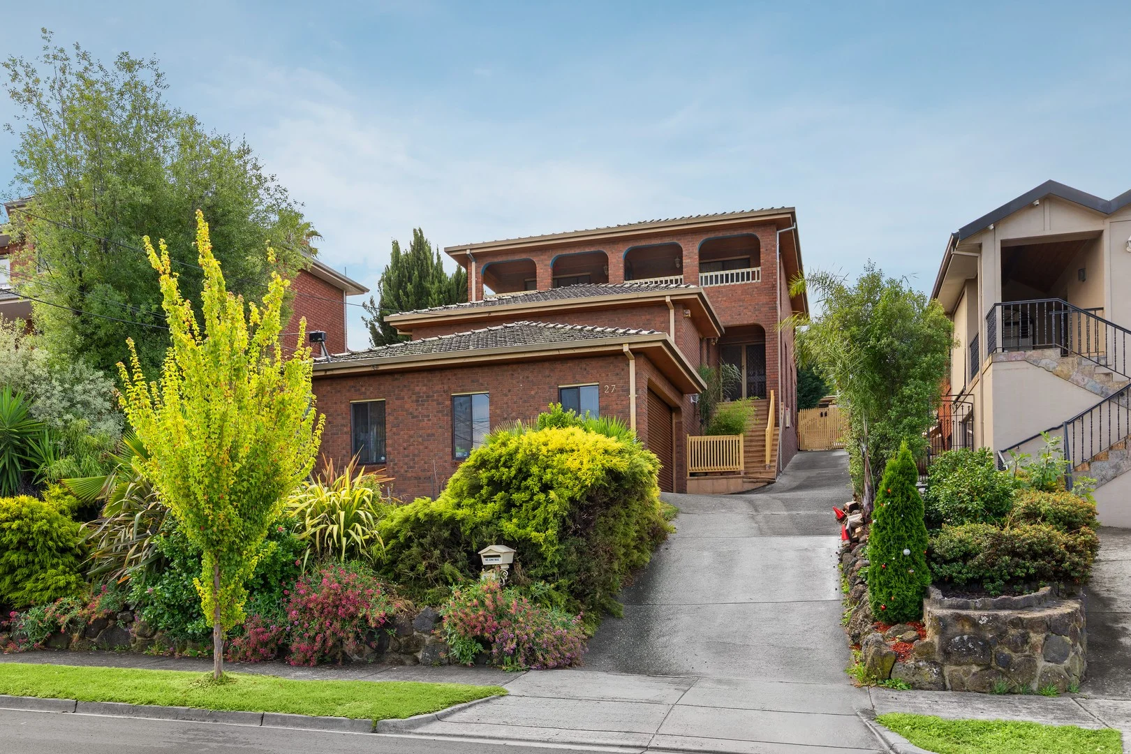27 Highview Crescent, Macleod VIC 3085