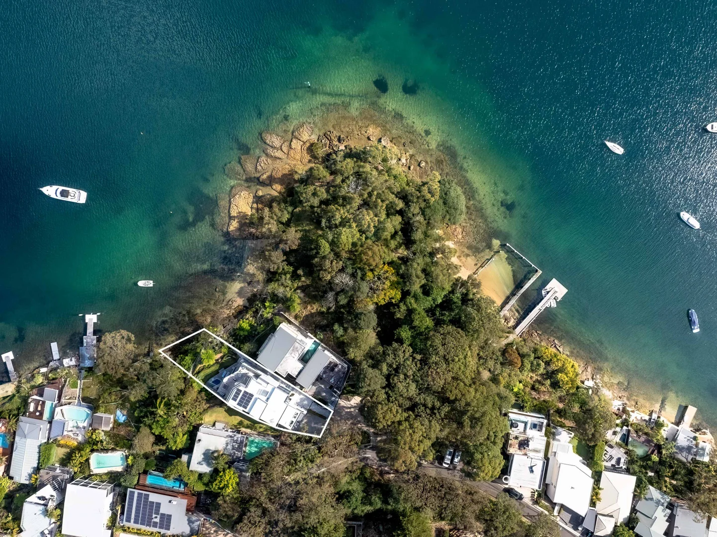 61 Gurney Crescent, Seaforth NSW 2092 photo 4