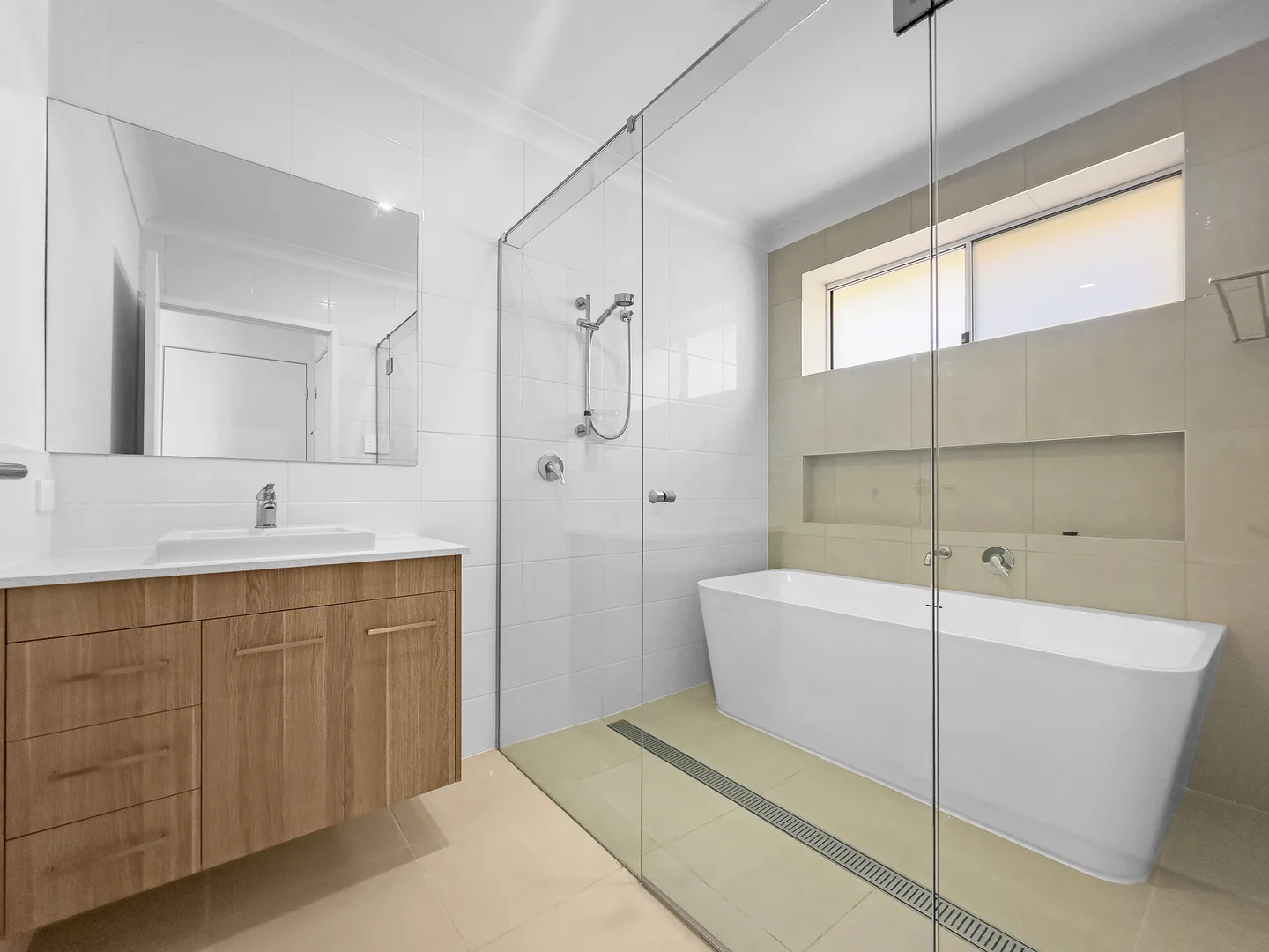 Additional image 7 of 14 Ryan Court, Torquay QLD 4655