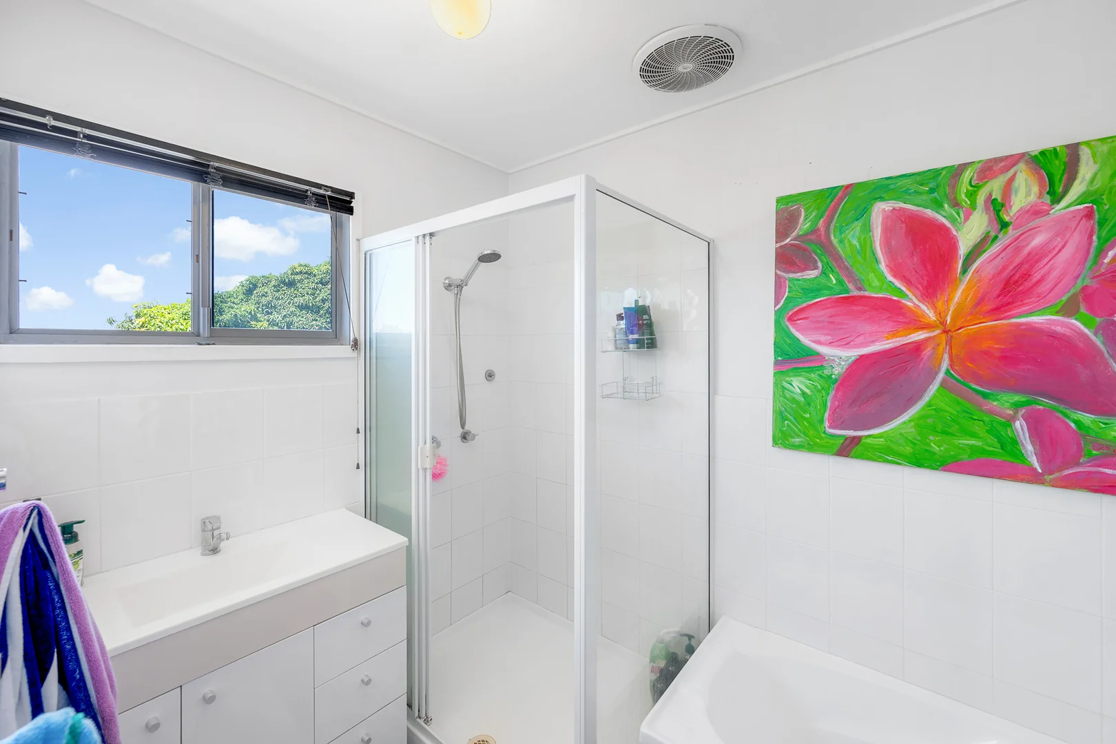 Additional image 14 of 32 Hansen Crescent, Clinton QLD 4680