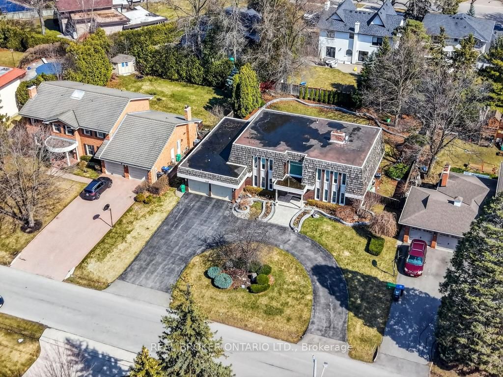 Additional image 3 of 2145 Oneida Crescent, Mississauga, ON, L5C 1V7