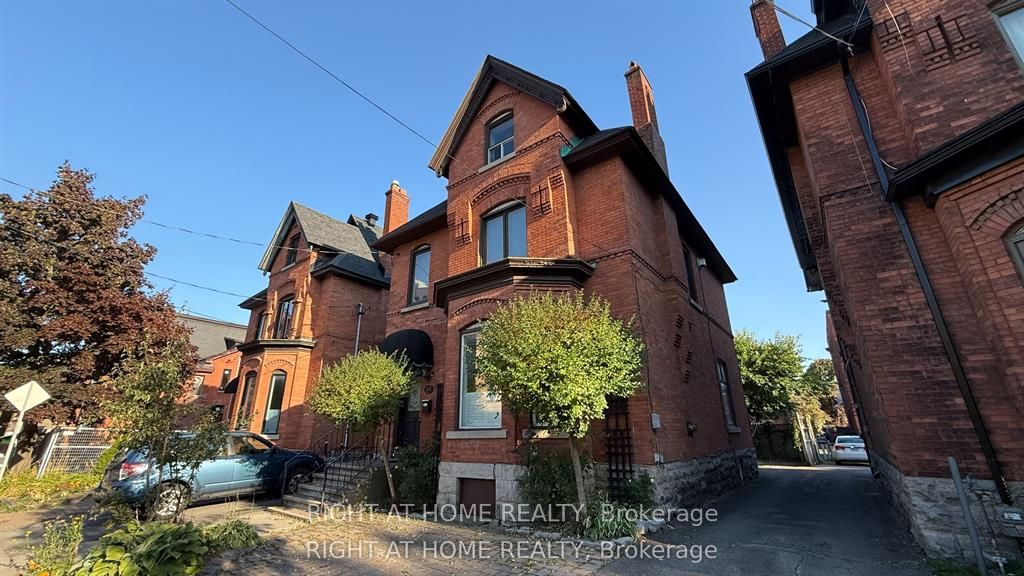 Additional image 2 of 372 Lewis Street, Ottawa, ON, K2P 0S9
