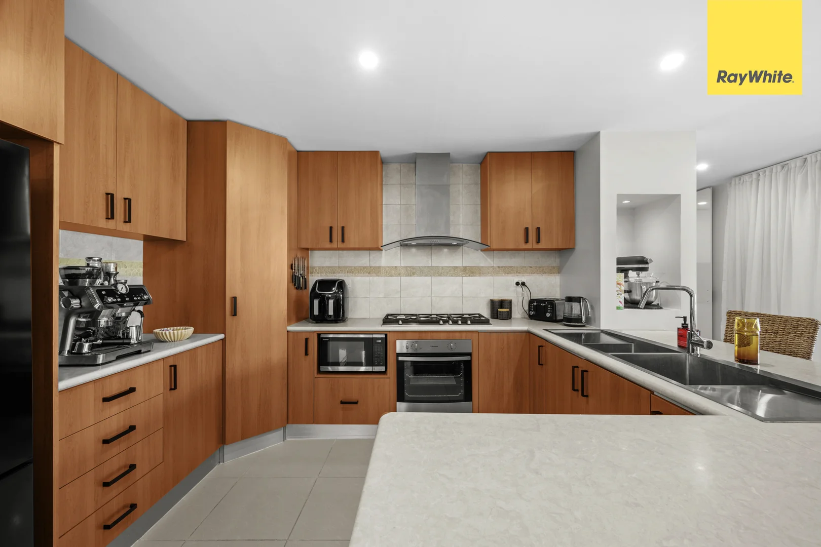 Additional image 14 of 8 Cromwell Close, Melton South VIC 3338