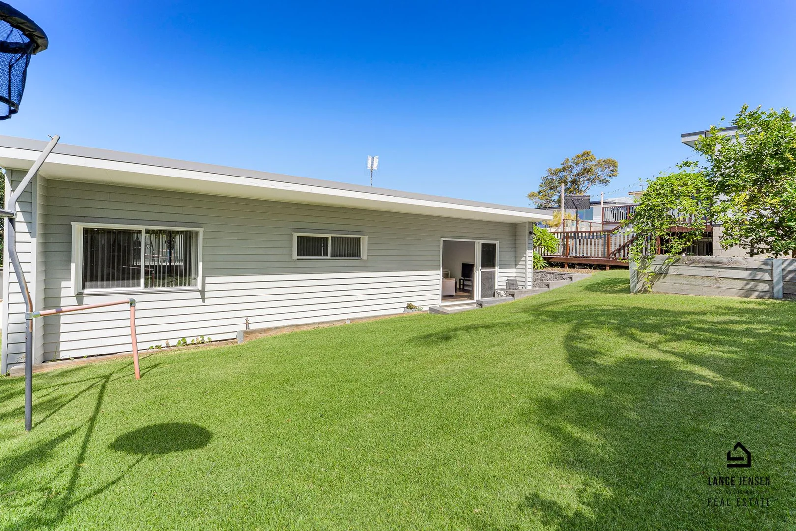 Additional image 24 of 32 Brentor Street, Belmont North NSW 2280