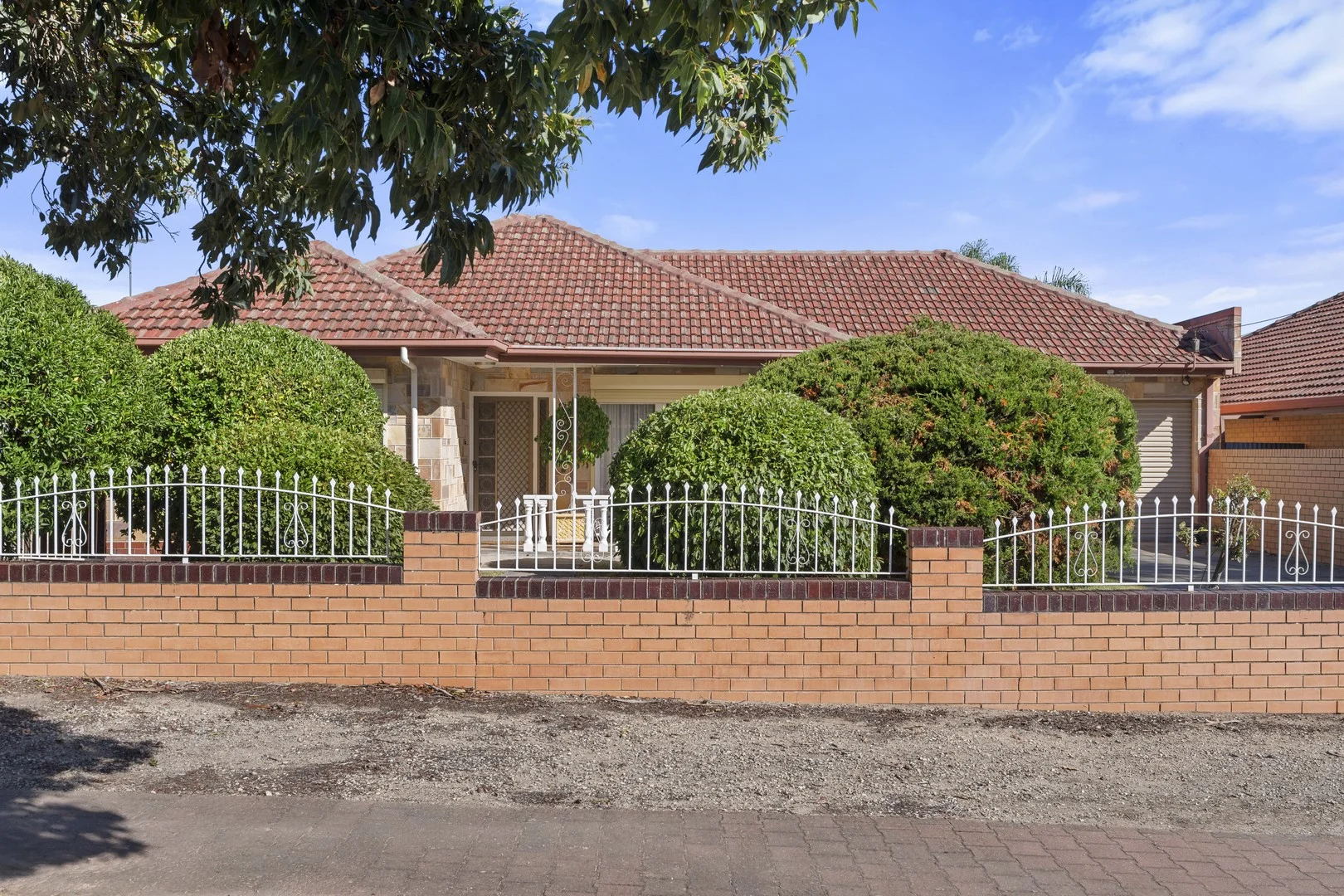 16 Trewren Avenue, Rostrevor SA 5073
