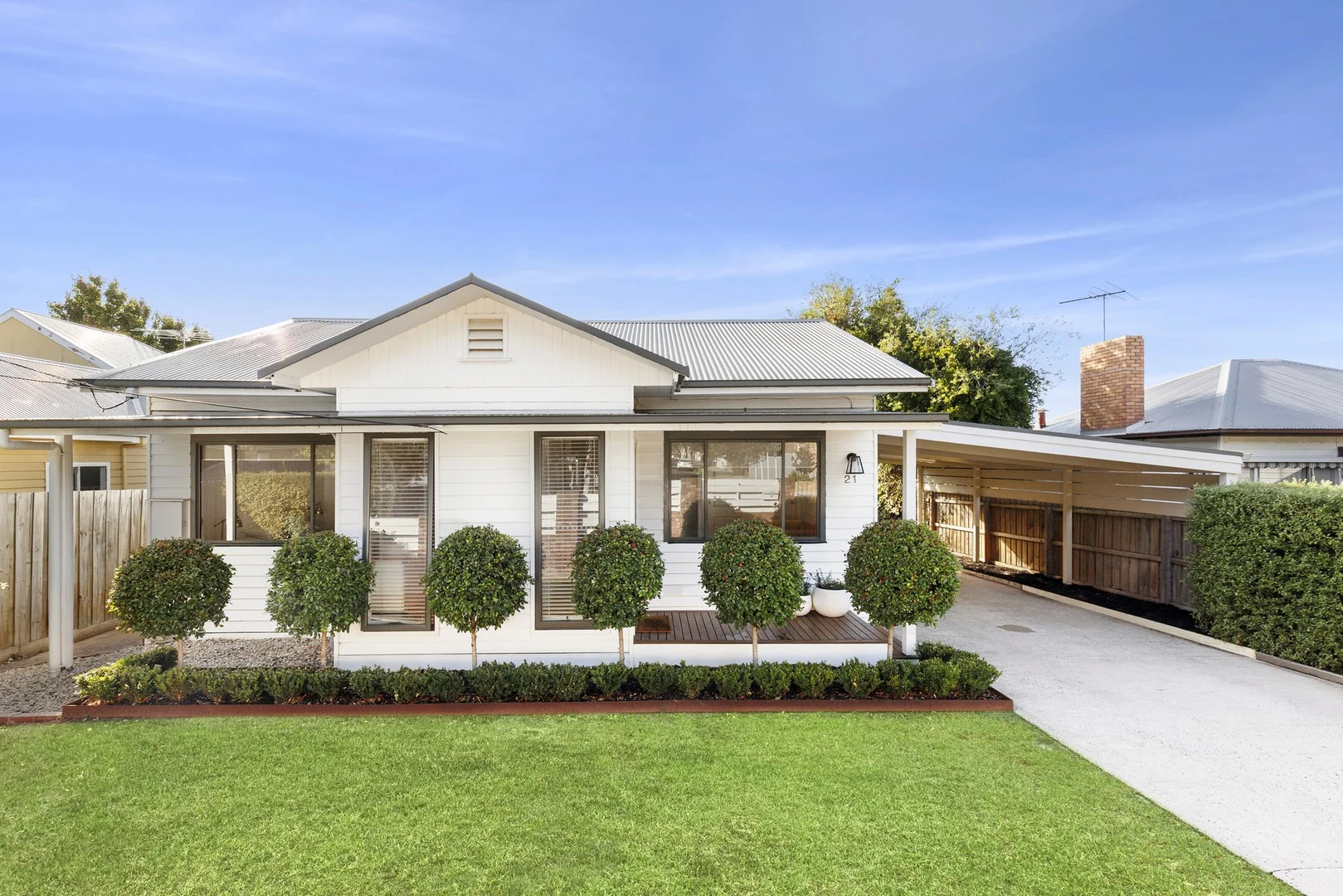 21 Mernda Parade, Belmont VIC 3216